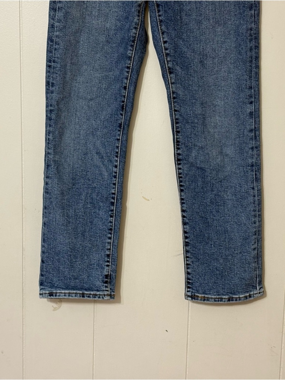 Levi’s Wedgie Straight Jeans Size 26 High Rise Vintage Blue Straight Leg Denim - Picture 5 of 10